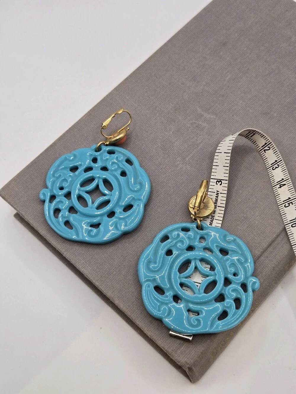 Kenneth Jay Lane chinoiserie Earrings Round Faux Turquoise Medallion Pierced - Picture 4 of 6